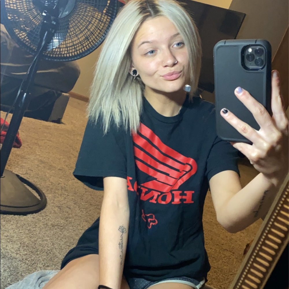 Meet your Posher, Taylor